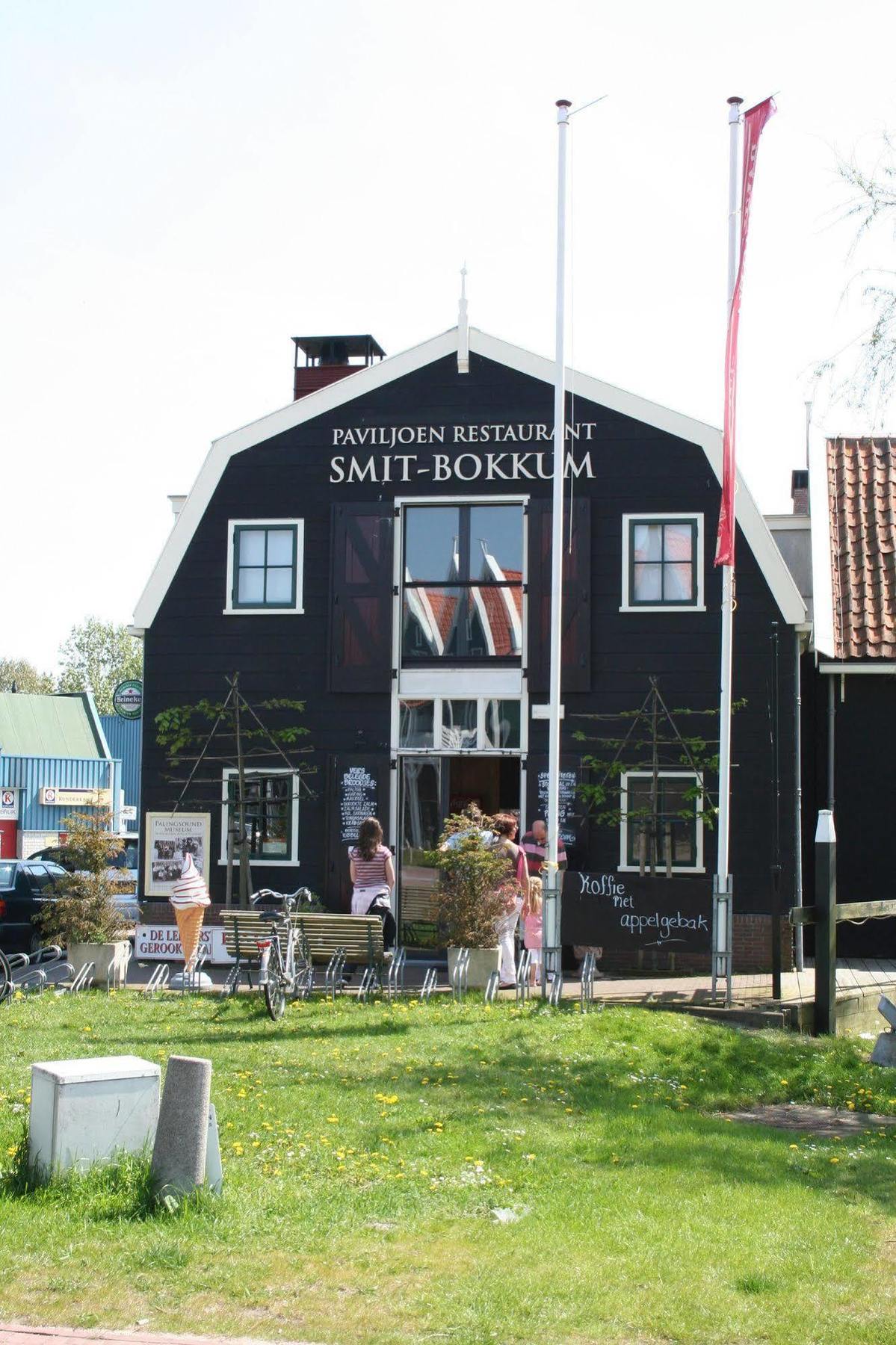 Roompot Hotel Marinapark Volendam Exterior foto
